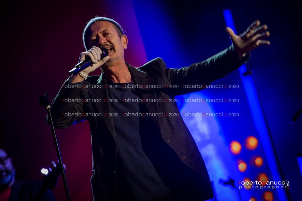 foto concerto Rocco Papaleo - Primo Maggio 2020 - Auditorium Parco della Musica 01-05-2020