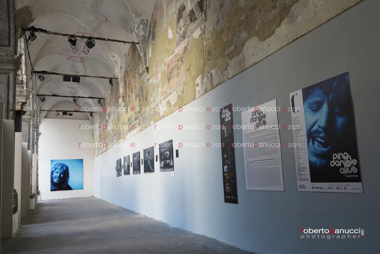 foto mostra Pino Daniele Alive - Fondazione Made in Cloister Napoli 18-09-2021