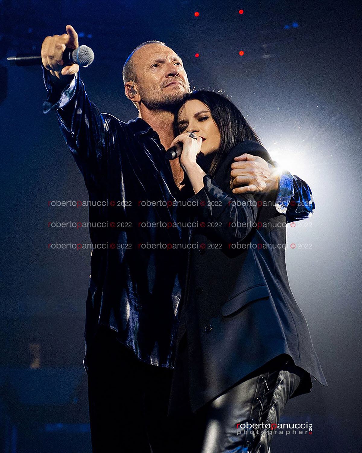 foto concerto Biagio Antonacci feat Laura Pausini - Palazzo dello Sport 08-11-2022