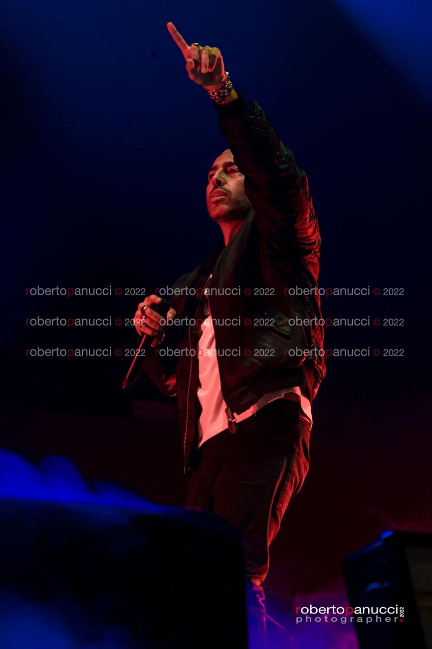 foto concerto Luchè - Palazzo dello Sport 24-11-2022