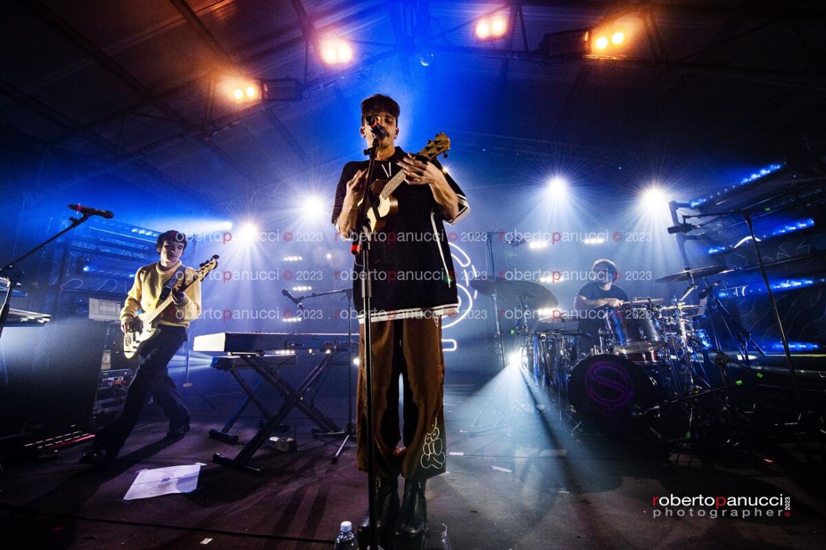 foto concerto Santi Francesi - Largo Venue 26-01-2023