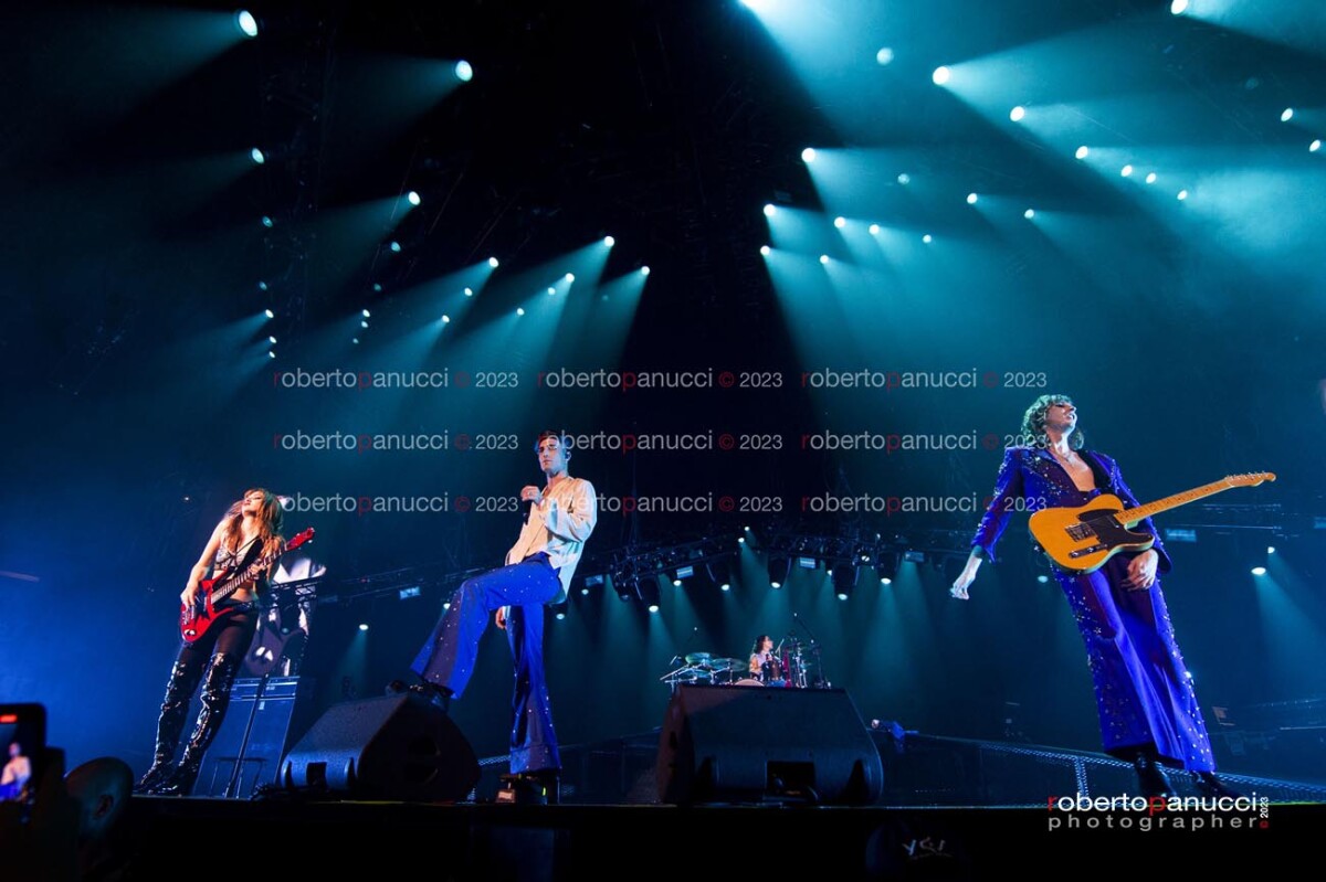 foto concerto Maneskin - Palazzo dello Sport 24/25-03-2023