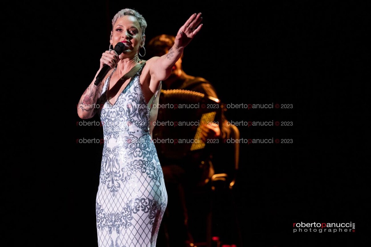foto concerto Mariza - Auditorium Parco della Musica 07-06-2023