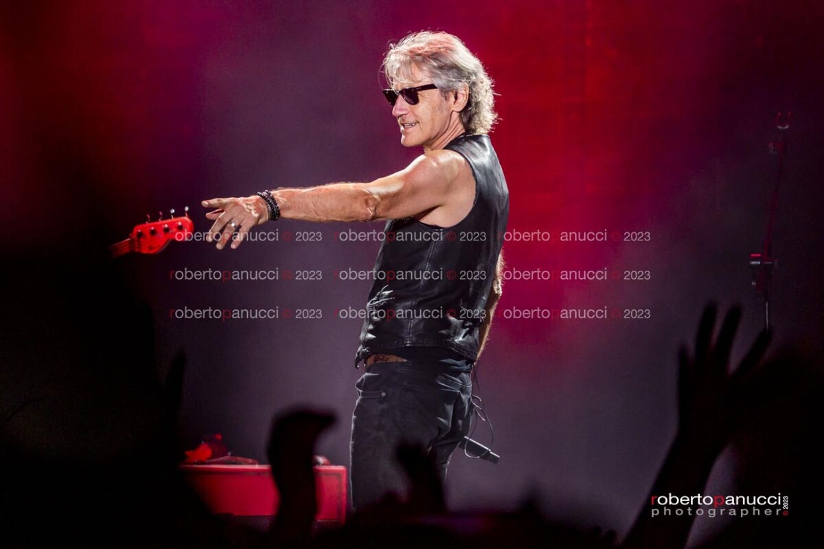 foto concerto Luciano Ligabue - Stadio Olimpico 14-07-2023