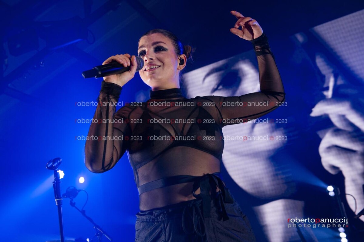 foto concerto Emma - Largo Venue 13-11-2023