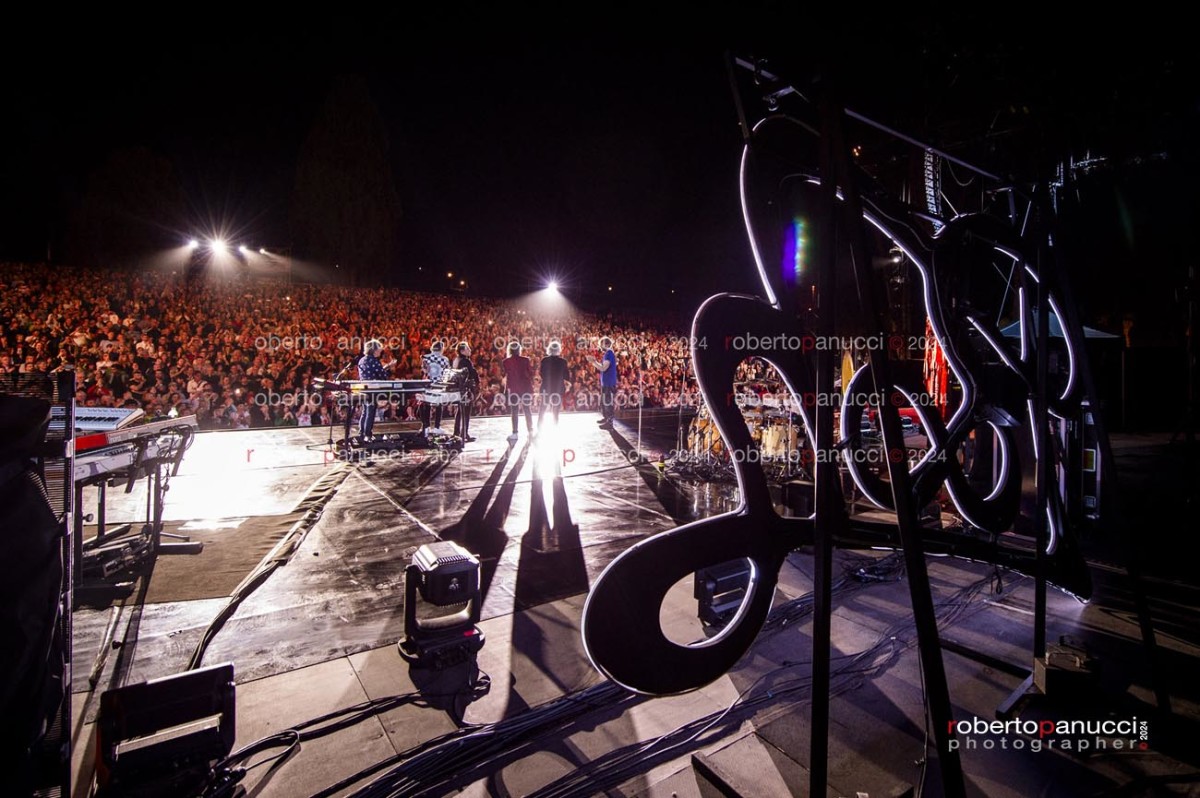 foto concerto Pooh - Riccardo Fogli - Terme di Caracalla 12-06-2024