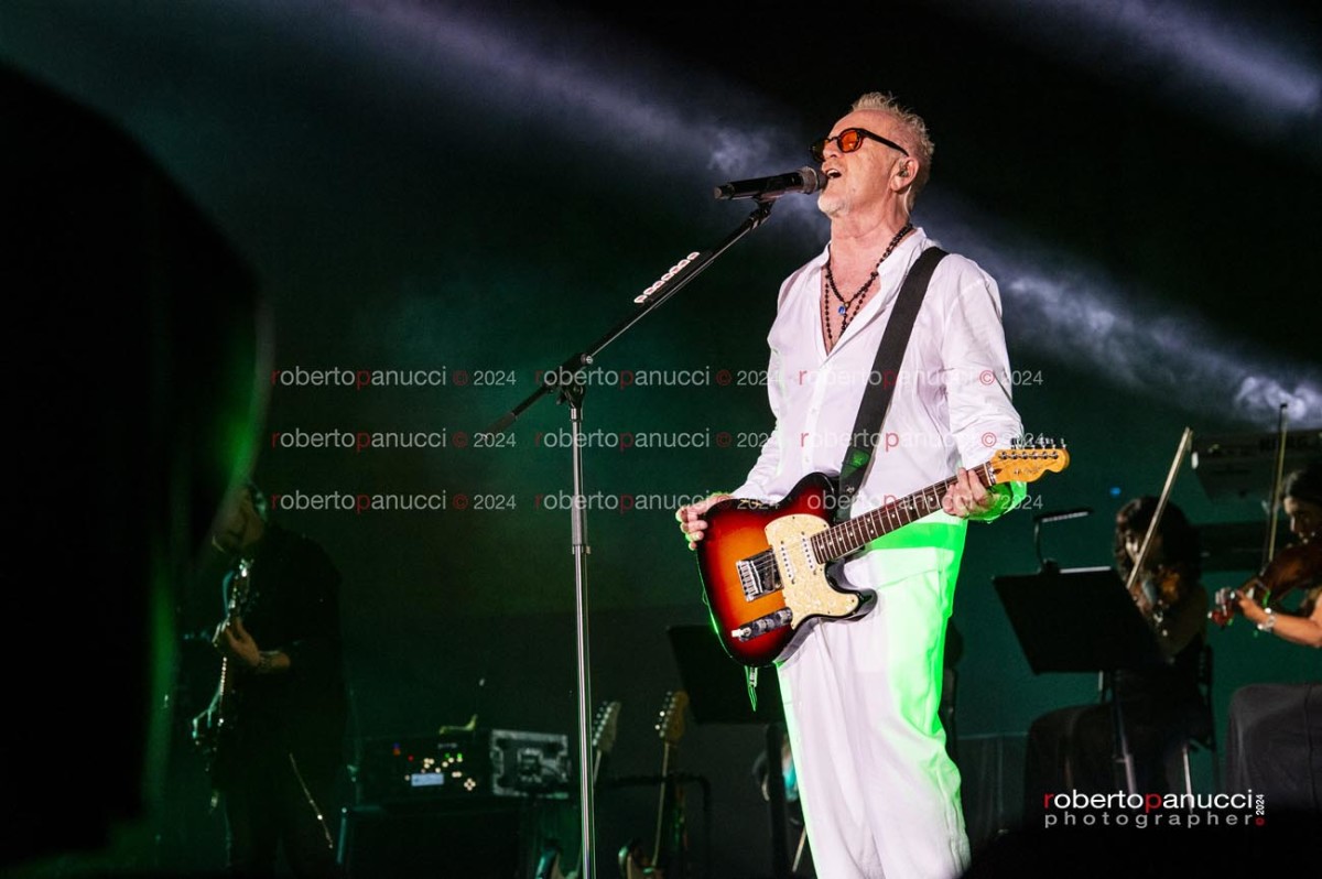 foto concerto Umberto Tozzi - Terme di Caracalla 20-06-2024