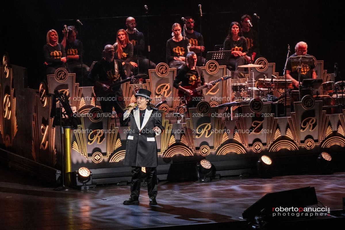 foto concerto Renato Zero - Palazzo dello Sport 10-11-2024