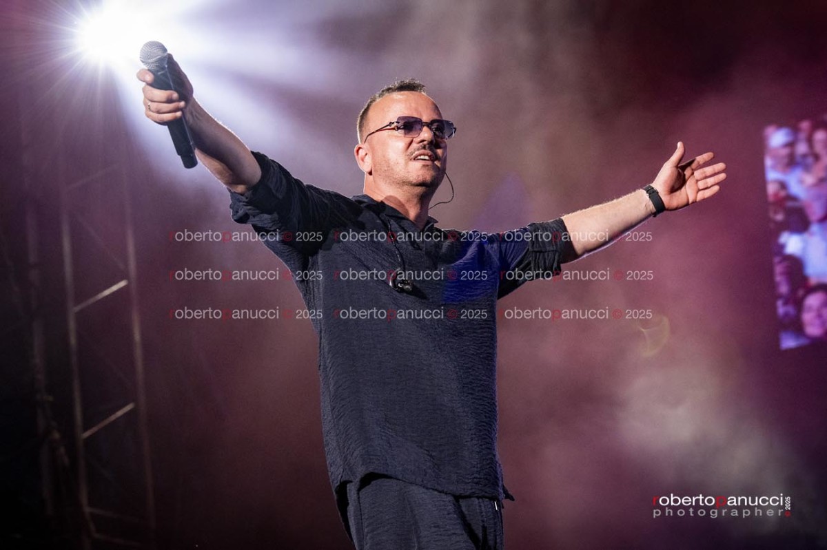 foto concerto Gigi D'Alessio - Circo Massimo 25-06-2025