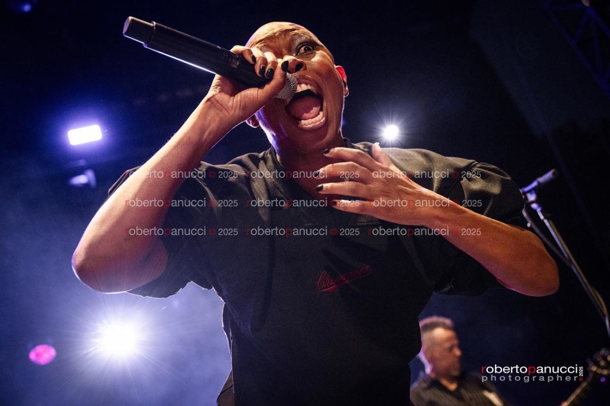 foto concerto Skunk Anansie - Auditorium Parco della Musica 08-07-2025