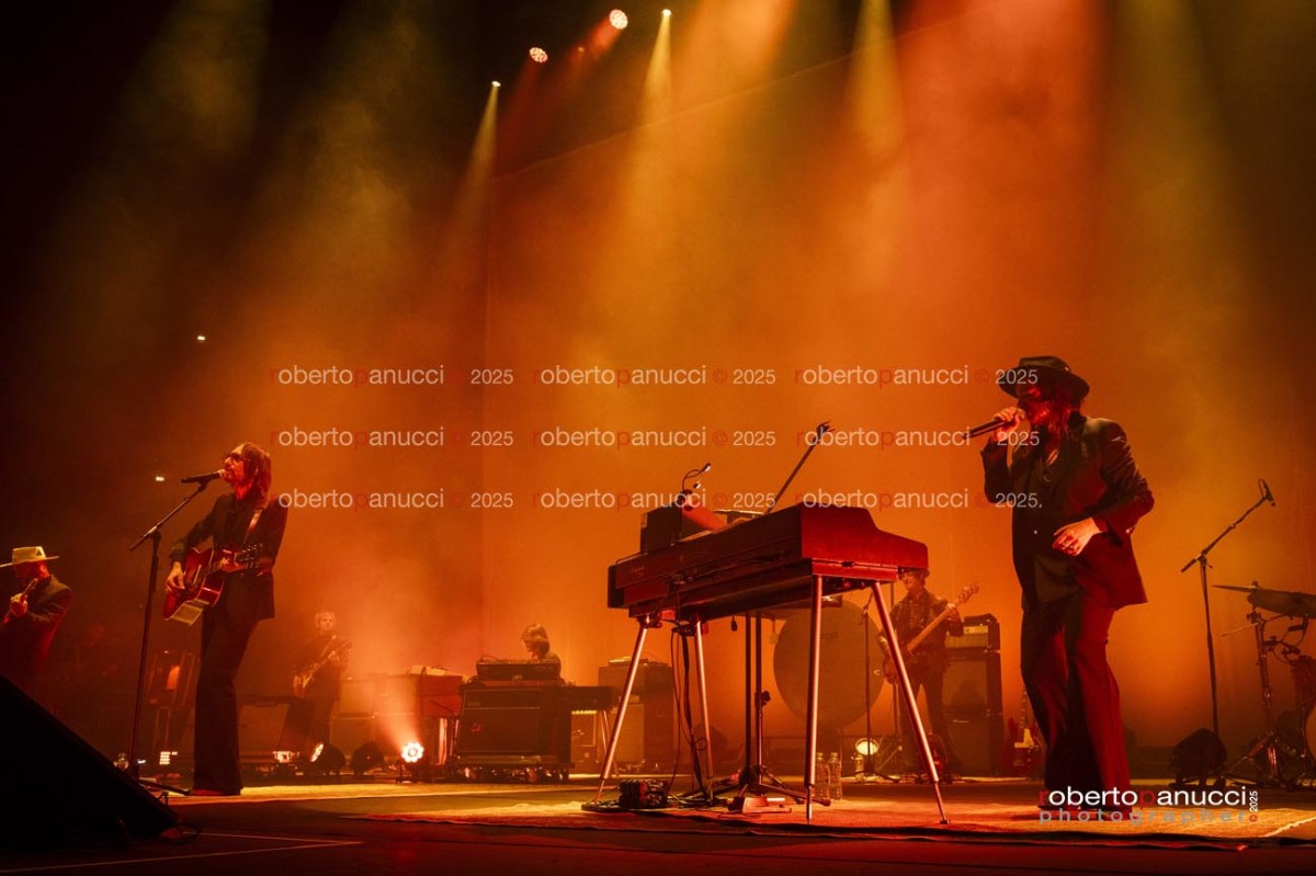 foto concerto Baustelle - Palazzo dello Sport 05-12-2025
